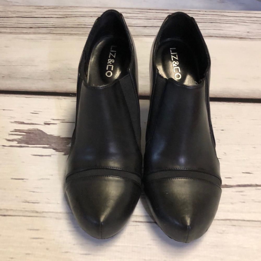 Black ankle boot